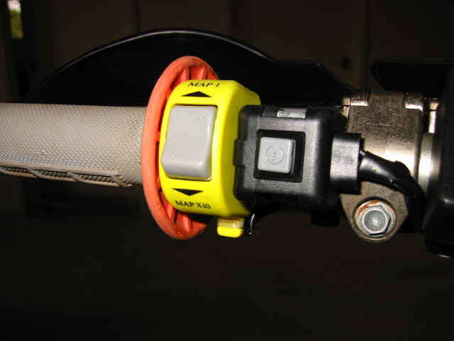 Handlebar Switch Yellow-3.JPG (68236 bytes)